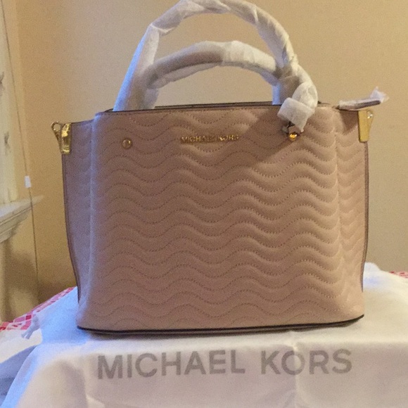 💥MICHAEL KORS ARIELLE SATCHEL💥 - Picture 8 of 8